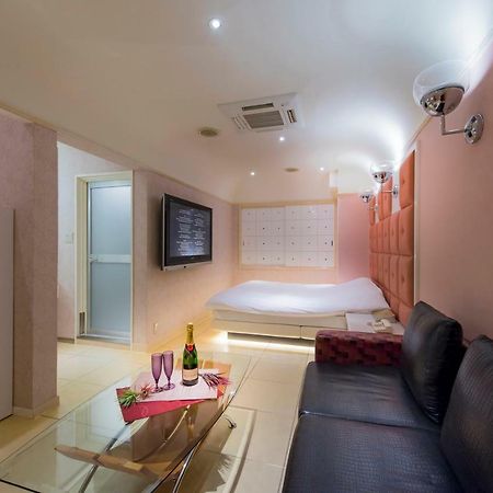 טוקיו Hotel Linden Oji (Adults Only) מראה חיצוני תמונה