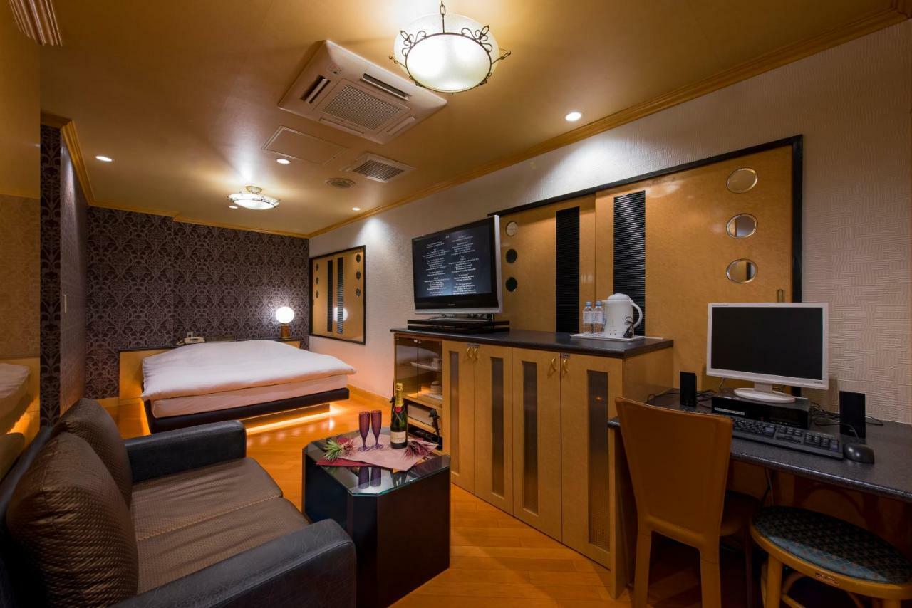 טוקיו Hotel Linden Oji (Adults Only) מראה חיצוני תמונה