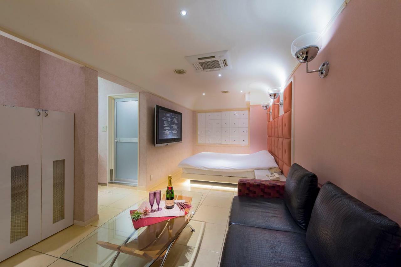טוקיו Hotel Linden Oji (Adults Only) מראה חיצוני תמונה